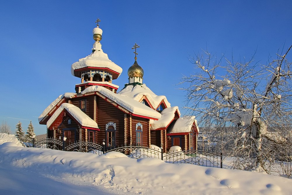 Свято-Тихоновский храм.